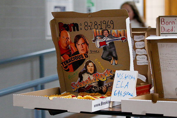 A pizza box diorama of Jack Black
